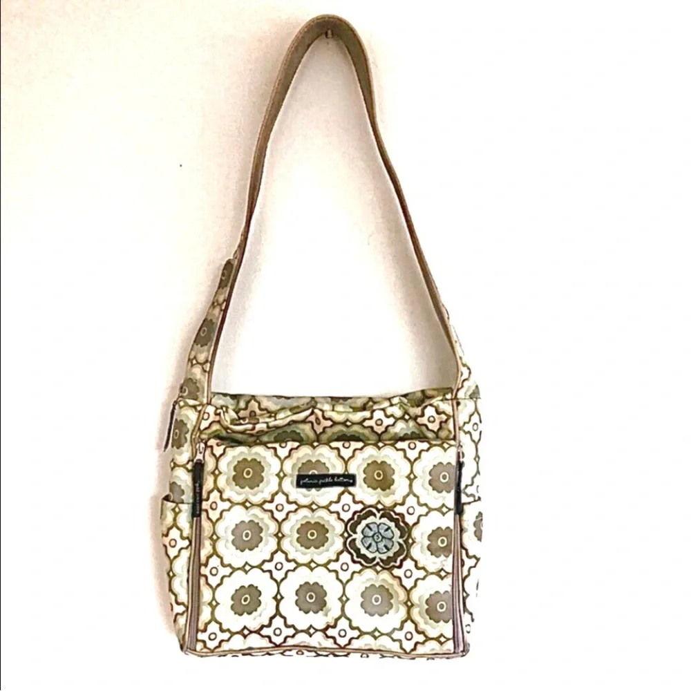 Petunia Pickle Bottom Geometric Baby Bag - Cream and Brown